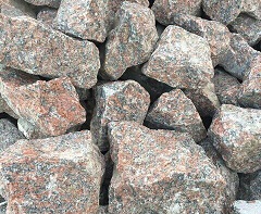 Бутовый камень серо розовый